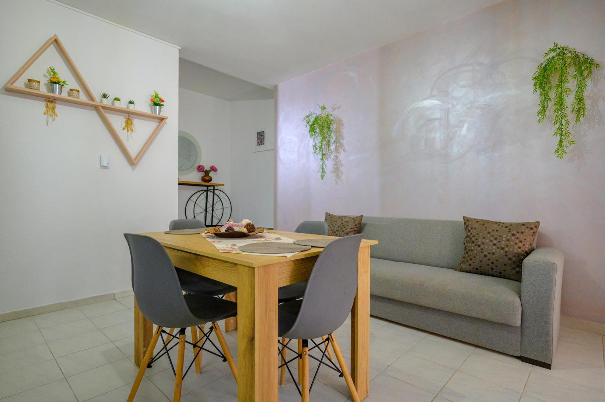 Michael'S Apartment'S Nea Roda Exterior photo